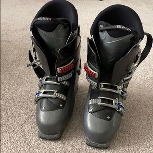 Men’s Salomon Ski Boots
